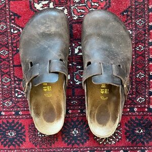 Birkenstocks Brown Bostons Oiled Leather Habana clogs, size 41